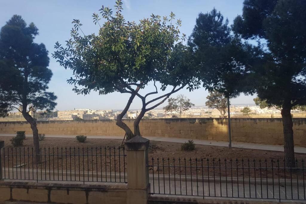 Valletta Malta Флоріана Екстер'єр фото